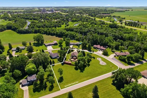 41 Westwood DR, Mayville, ND 58257