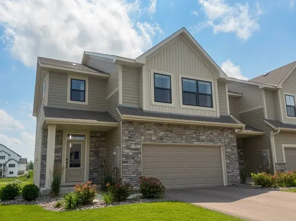 18120 Gavel LN, Lakeville, MN 55044