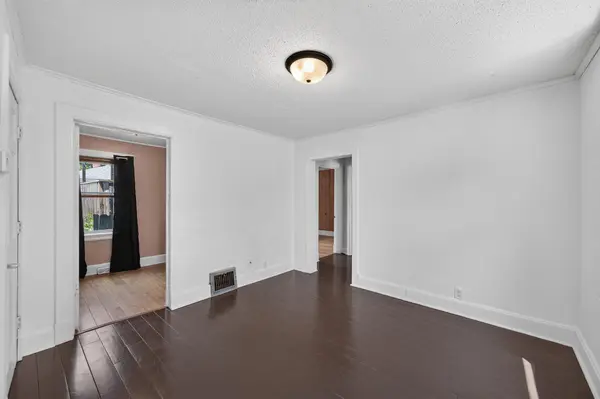 828 Englewood AVE, Saint Paul, MN 55104