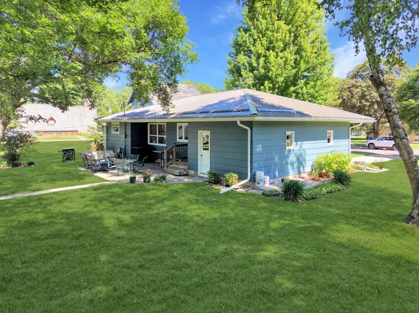 71 Rowland ST, Tracy, MN 56175