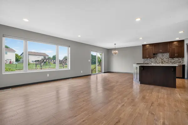 1587 Prairie View LN NE, Sauk Rapids, MN 56379
