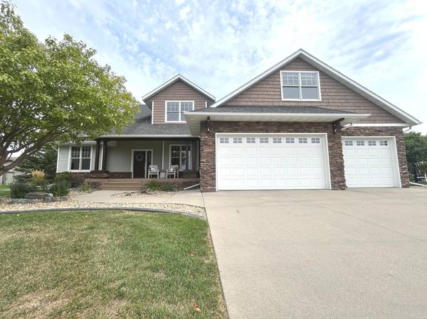 4180 58th ST S, Fargo, ND 58104