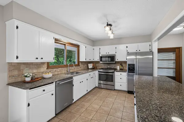 13769 Fairlawn AVE, Apple Valley, MN 55124