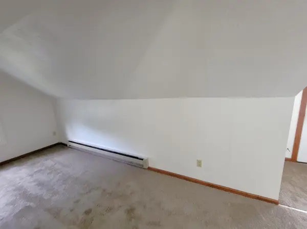 126 S 4th ST #301, River Falls, WI 54022