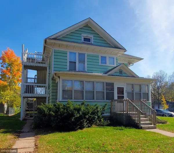 126 S 4th ST #301, River Falls, WI 54022
