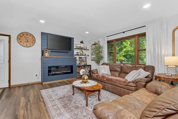1430 NW 9th ST, Grand Rapids, MN 55744