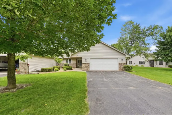 1009 Fairway DR, Princeton, MN 55371