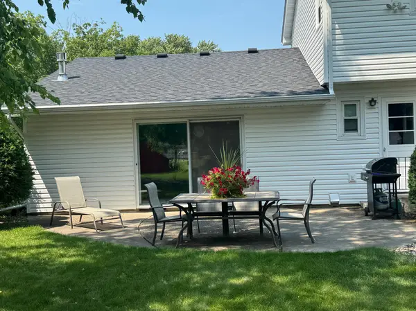 603 E University ST, Owatonna, MN 55060