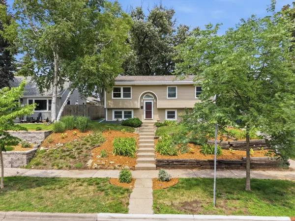 1161 Goodrich AVE, Saint Paul, MN 55105