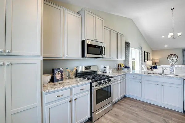 17428 Dulles LN, Lakeville, MN 55044