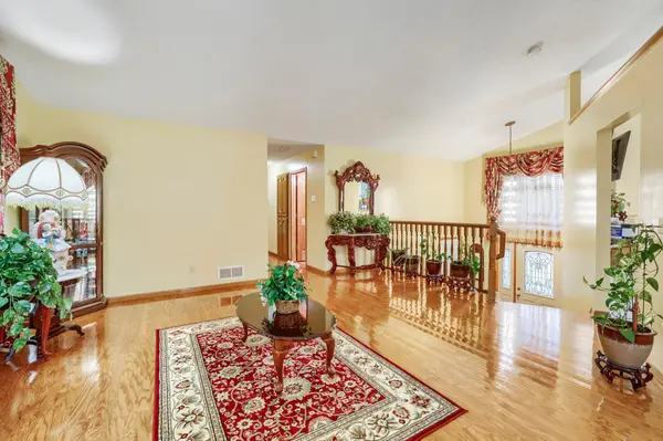 7200 89th AVE N, Brooklyn Park, MN 55445