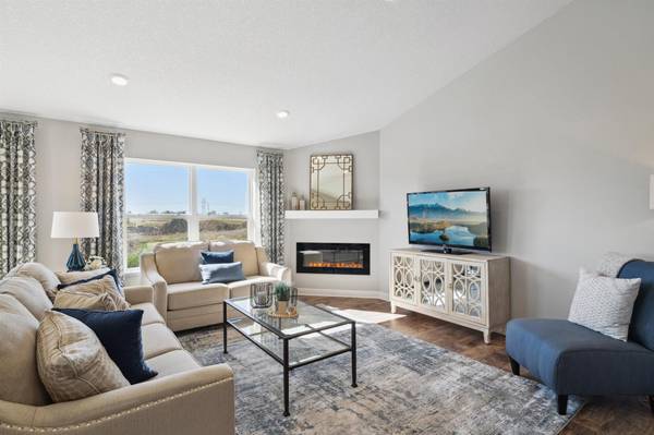 17420 Dulles LN, Lakeville, MN 55044