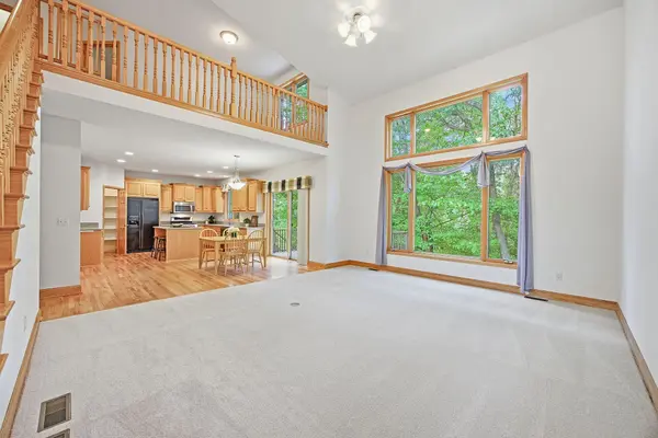 2448 132nd AVE NE, Blaine, MN 55449