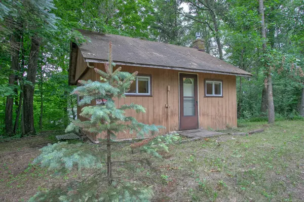 37306 Fjeldheim RD NE, Stanchfield, MN 55080