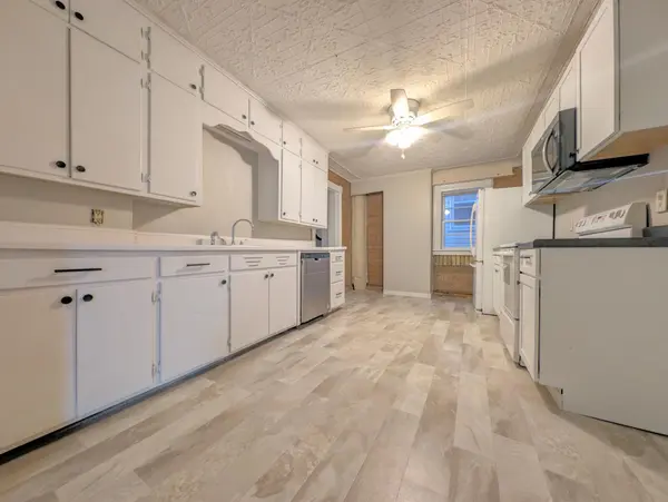 103 1st ST SW, New Prague, MN 56071