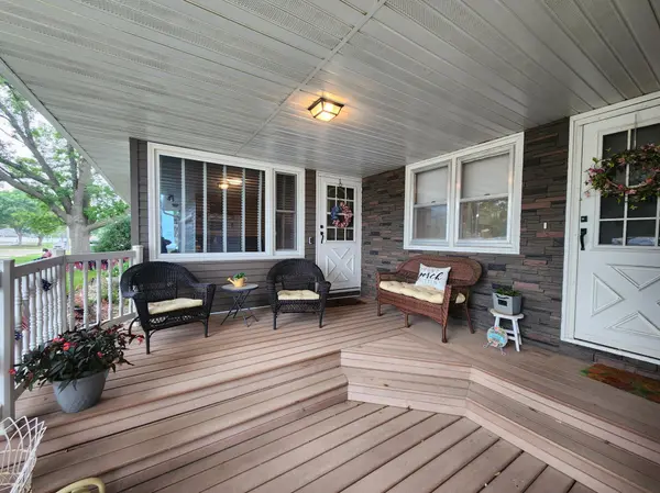 505 9th ST SW, Pipestone, MN 56164