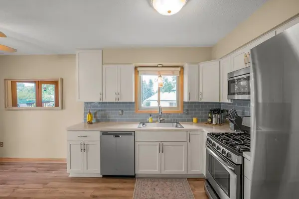 9562 99th AVE N, Maple Grove, MN 55369