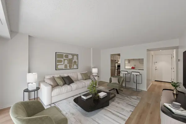 210 W Grant ST #607, Minneapolis, MN 55403