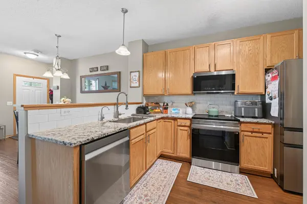 11357 Aberdeen CIR NE #C, Blaine, MN 55449