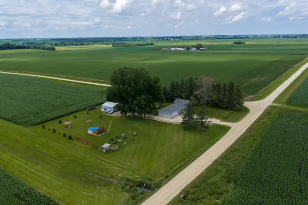 14977 690th AVE, Adams, MN 55909