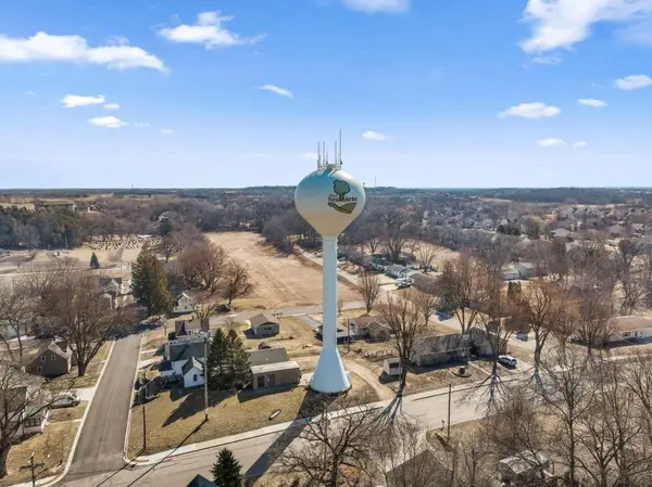 604 James Pkwy, Elko New Market, MN 55054