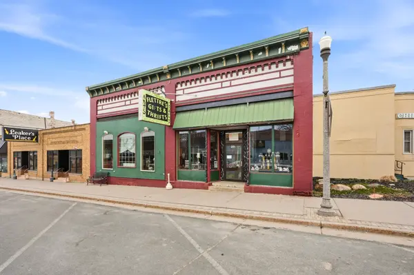 132 E Oak ST, Glenwood City, WI 54013