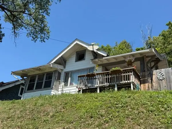 1115 Bush ST, Red Wing, MN 55066
