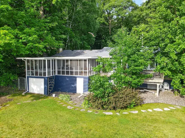 8890 Bishop AVE NW, Maple Lake, MN 55358