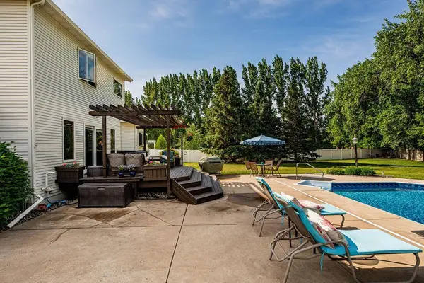 3126 37 1/2 AVE S, Fargo, ND 58104