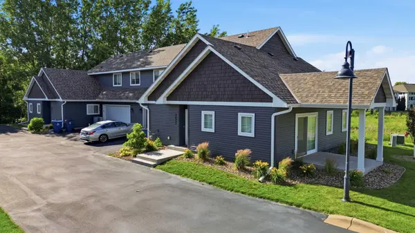 22352 Lilac WAY, Forest Lake, MN 55025
