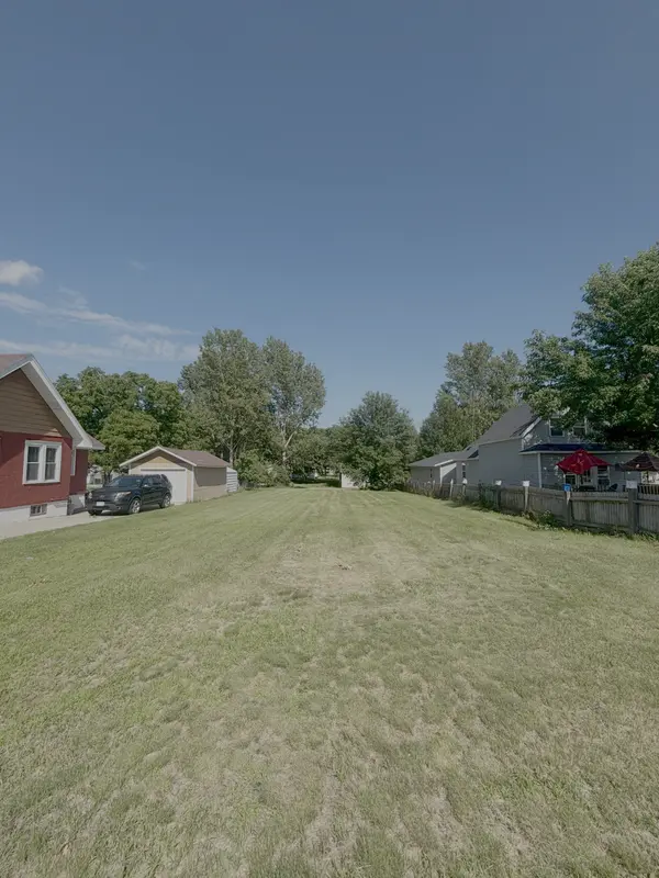 625 Getty ST S, Sauk Centre, MN 56378