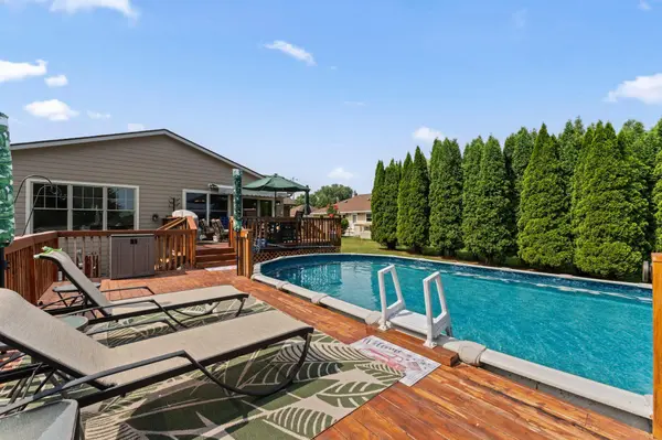 1911 County Road F E, White Bear Lake, MN 55110