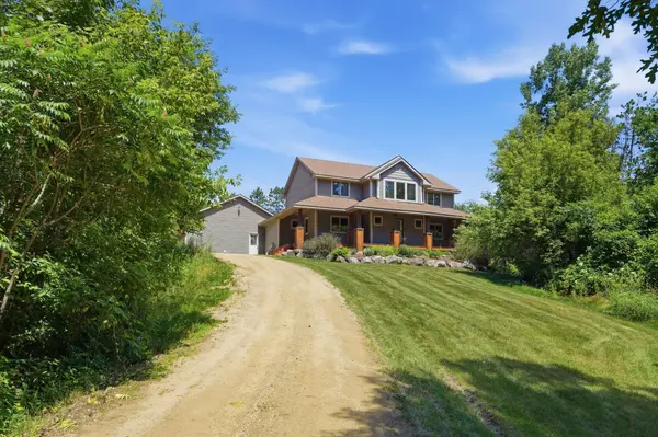 650 222nd AVE, Somerset, WI 54025