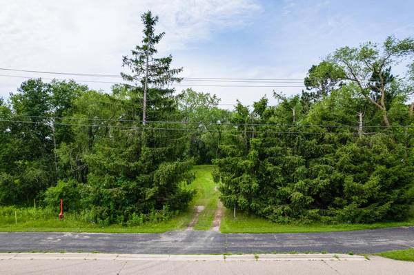 5715 Hodgson RD, Shoreview, MN 55126