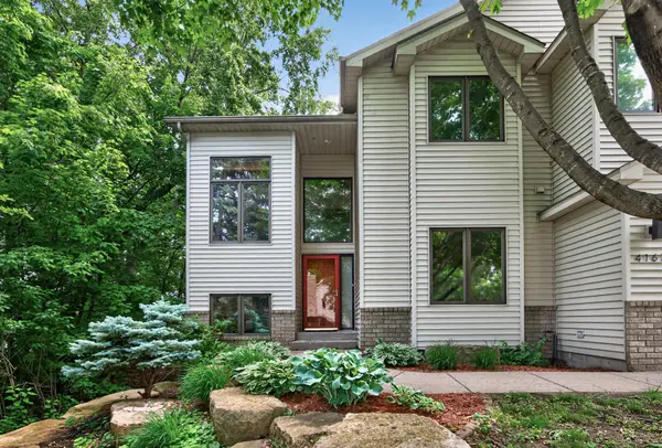 4167 Eau Claire TRL NE, Prior Lake, MN 55372