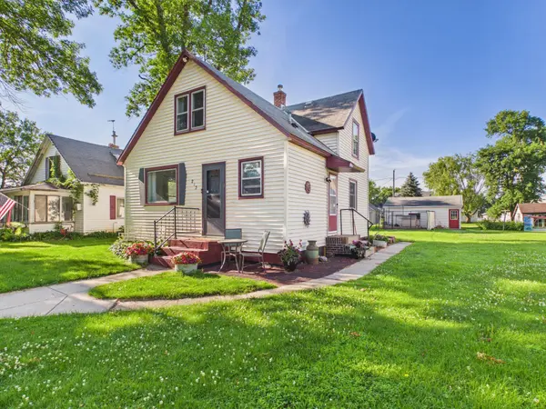 213 E 4th ST, Cyrus, MN 56381