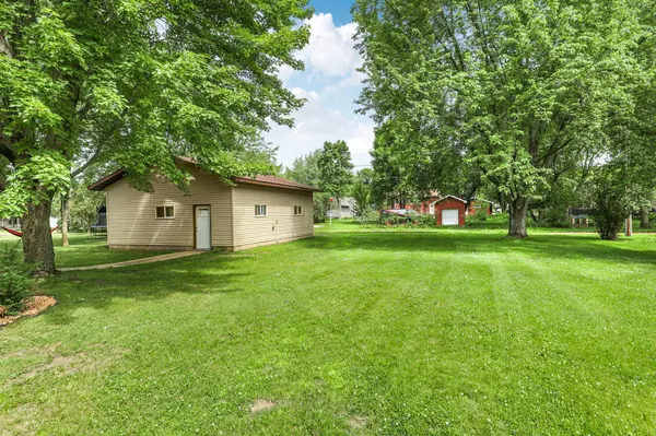 1111 2nd ST S, Cold Spring, MN 56320