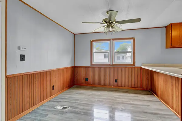 900 Louise LN, Lake City, MN 55041