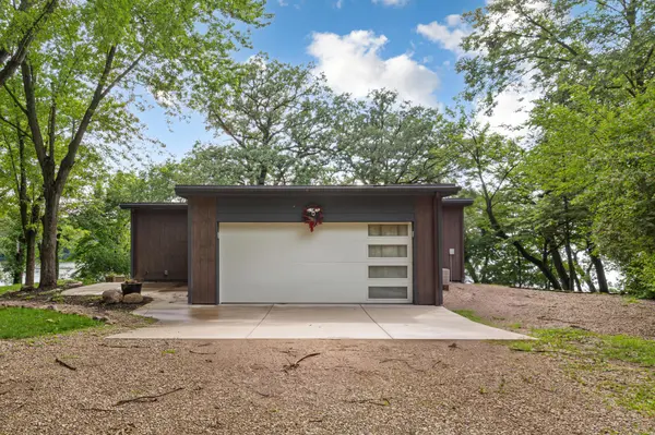 70397 476th AVE, Jackson, MN 56143