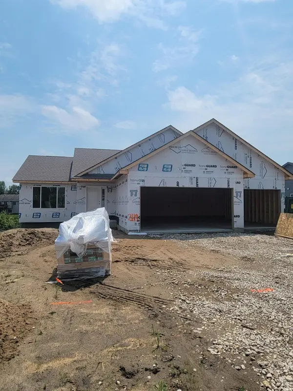 2119 River Bend TRL, Mayer, MN 55360