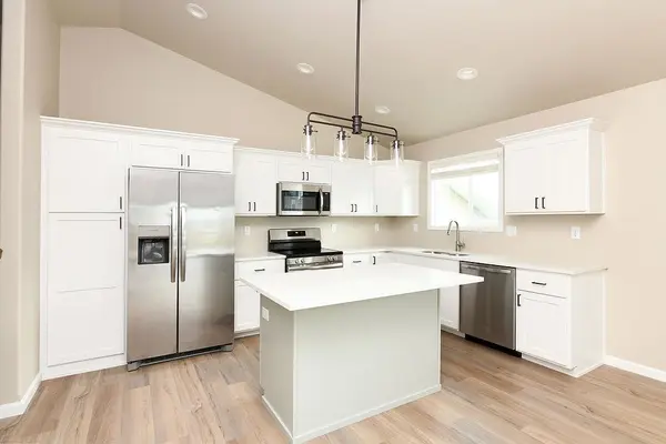 1125 60th AVE W, West Fargo, ND 58078