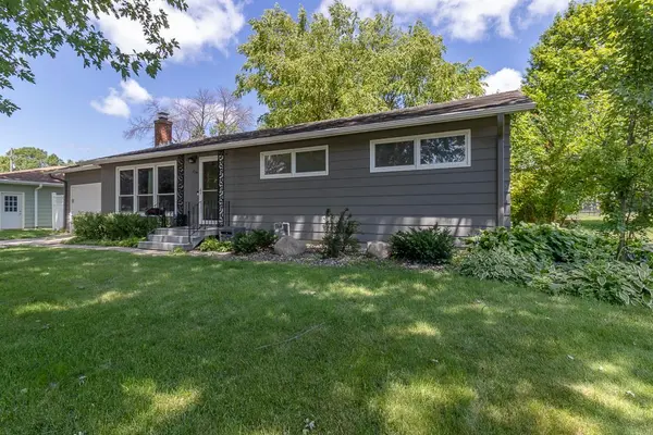 234 15th ST SW, Owatonna, MN 55060