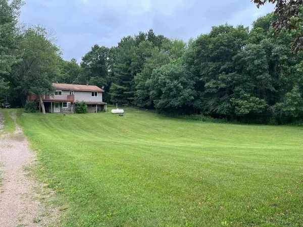 2203 100th ST, Somerset, WI 54025