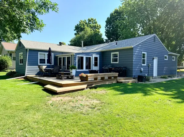 1311 Elmwood AVE, Worthington, MN 56187