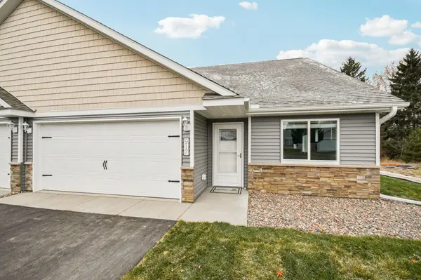 917 Gable ST, Taylors Falls, MN 55084