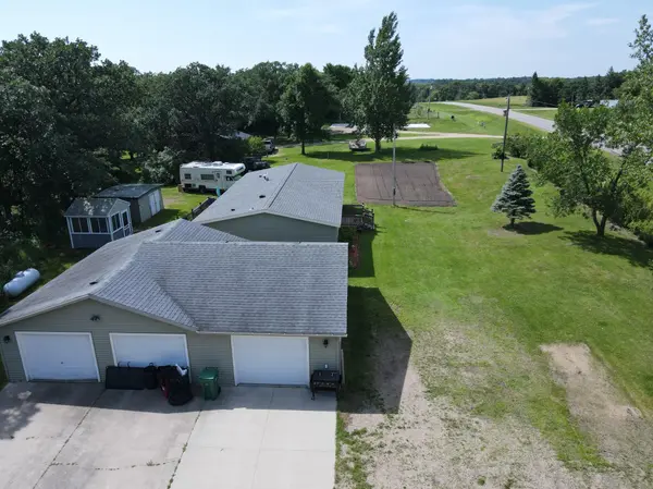 20270 Harmony RD, Fergus Falls, MN 56537