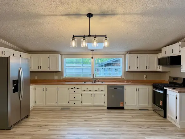13C Hickory LN, Winona, MN 55987
