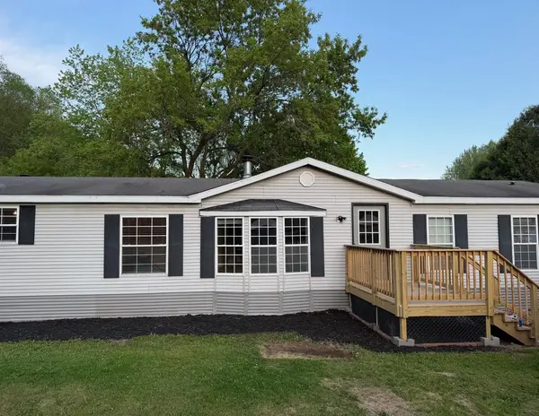 13C Hickory LN, Winona, MN 55987