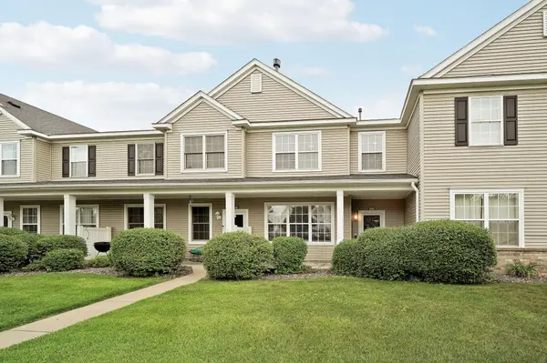 11331 Aberdeen CIR NE #E, Blaine, MN 55449