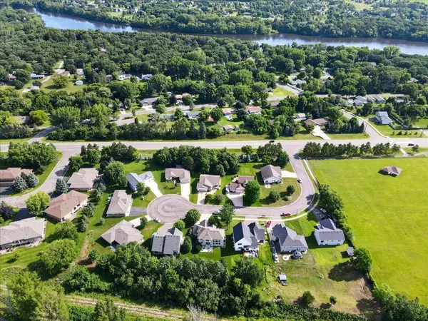 1214 Prairie Pine CT, Monticello, MN 55362